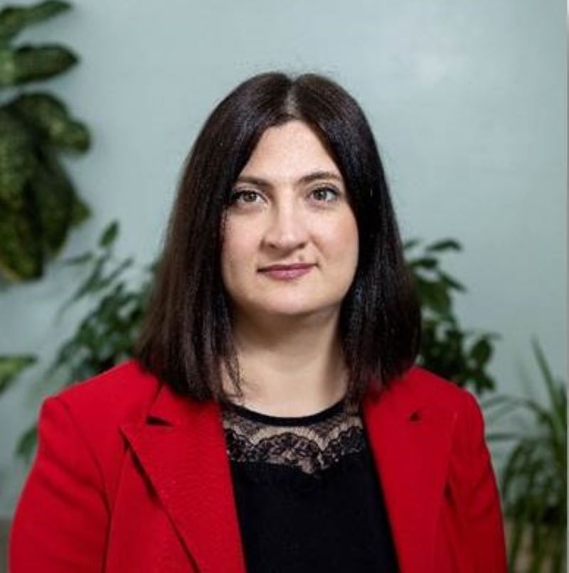 Азарина Светлана Артемовна.